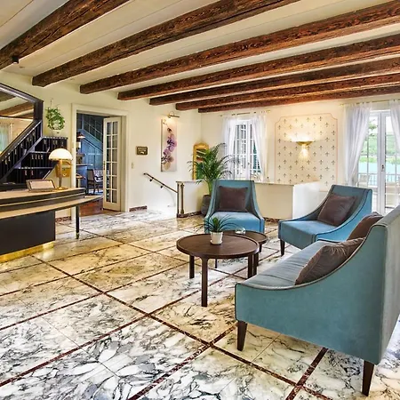 Rainer Hotel 4*