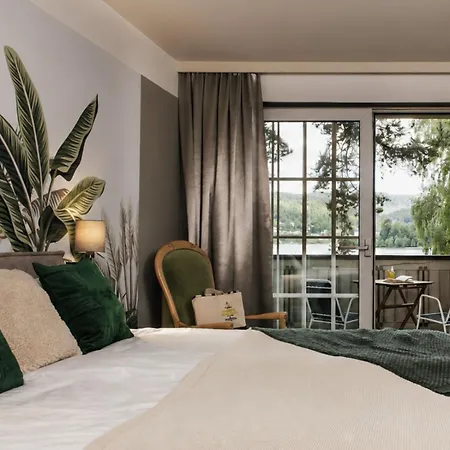 Rainer Hotel